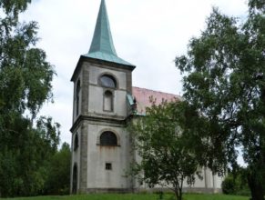 Zvičina, kostel sv. Jana Nepomuckého.